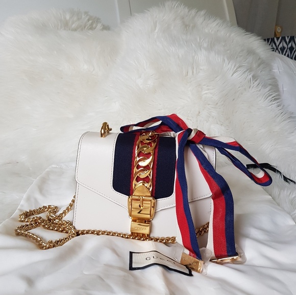 gucci sylvie mini chain bag